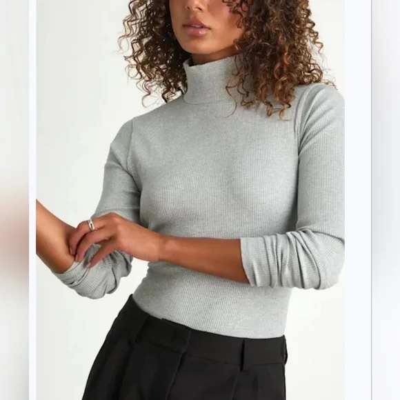 NWT Lulu's Heather Gray Long Sleeve Bodysuit - Picture 2 of 8